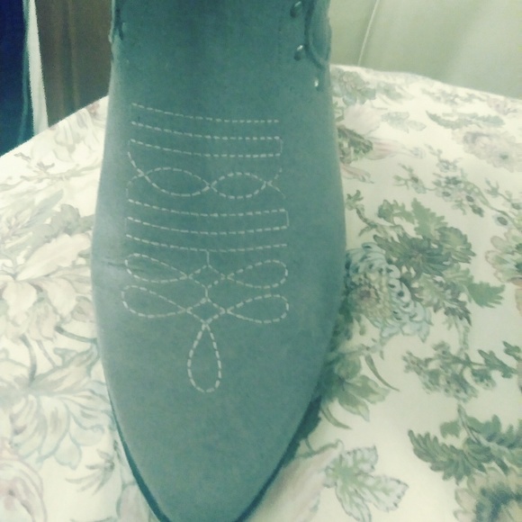 All grey cowboy boots - Picture 4 of 4
